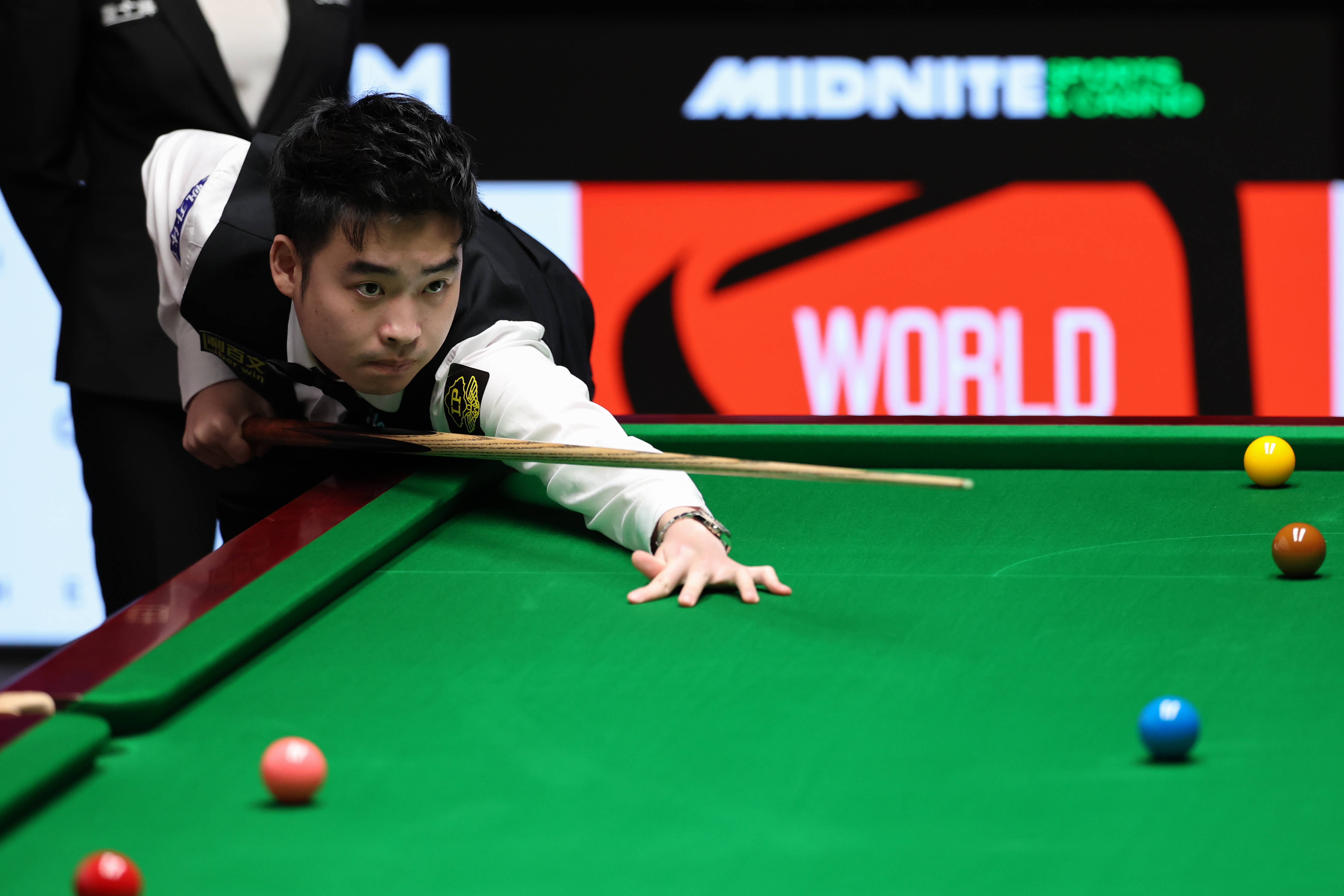 则以他的 则以他的