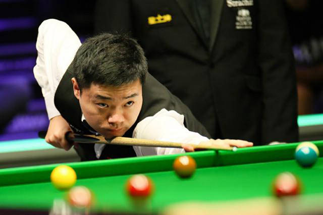 足球永远需 足球永远需